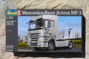 Revell 07425  Mercedes-Benz Actros MP3 truck